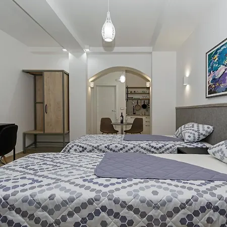 Kukuzel Apartment